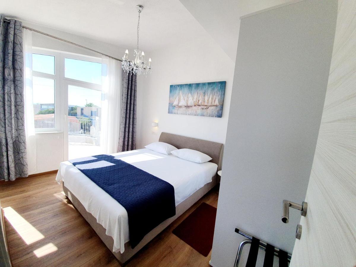 White House Apartments Dugi Rat Εξωτερικό φωτογραφία