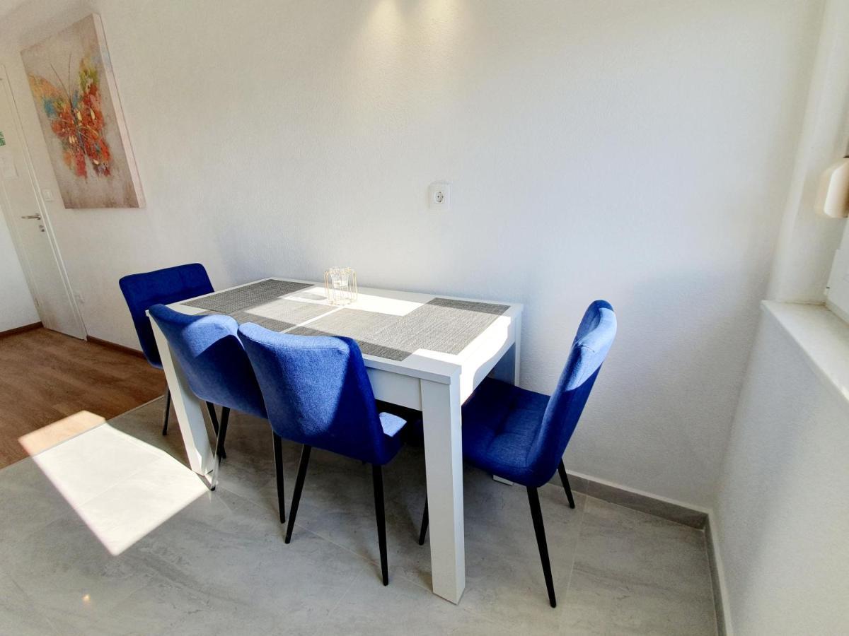 White House Apartments Dugi Rat Εξωτερικό φωτογραφία