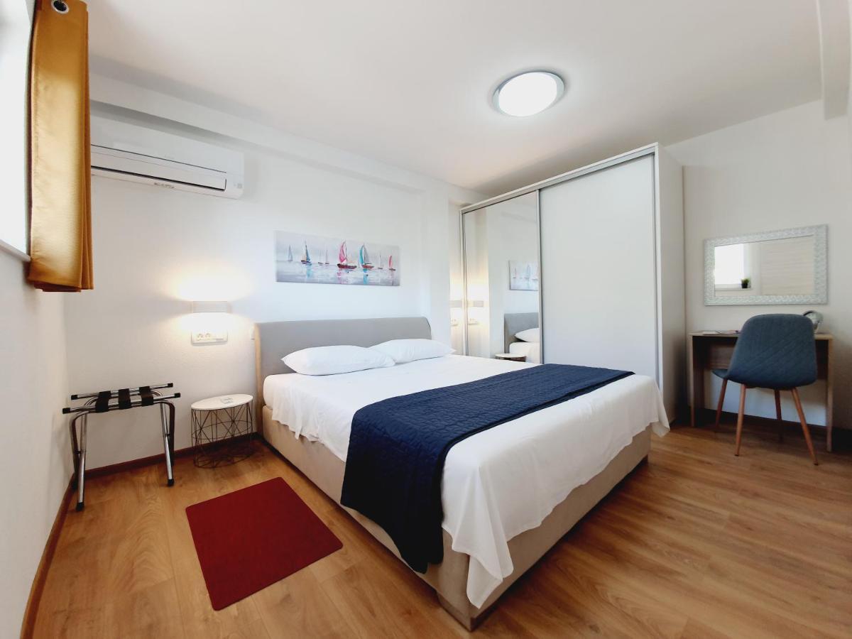 White House Apartments Dugi Rat Εξωτερικό φωτογραφία