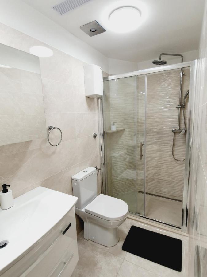 White House Apartments Dugi Rat Εξωτερικό φωτογραφία