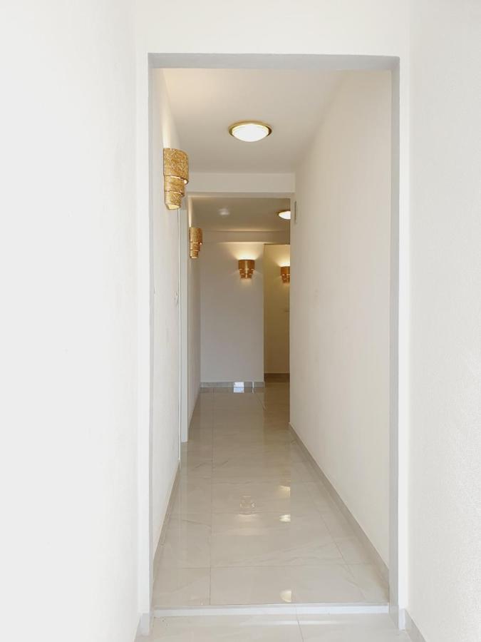 White House Apartments Dugi Rat Εξωτερικό φωτογραφία